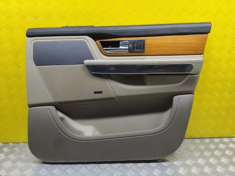 Обшивка двери передняя правая Land Rover Range Sport I 2005-2013 2010