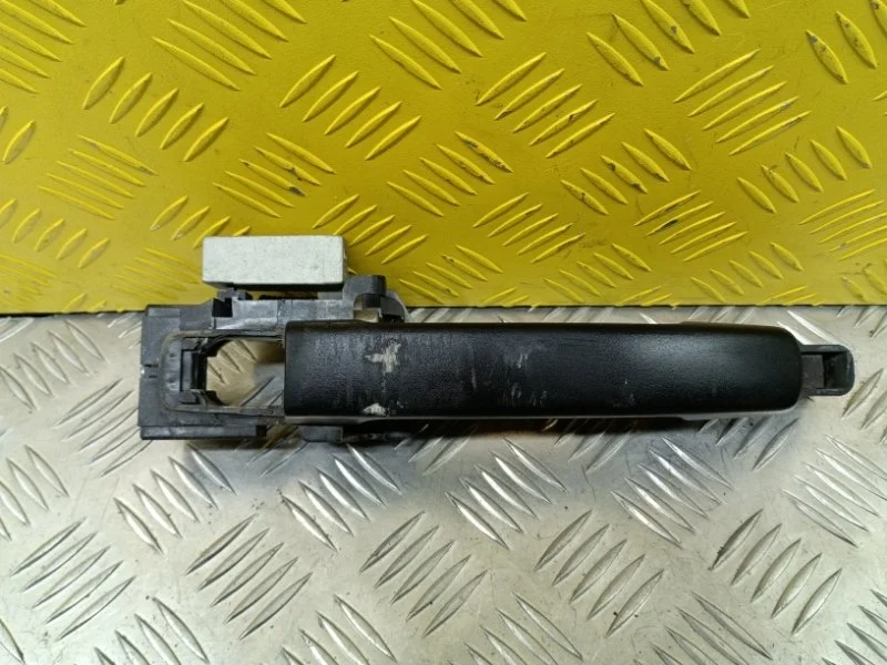 Ручка двери наружная передняя правая Nissan Navara (D40) 2004-2015 2010
