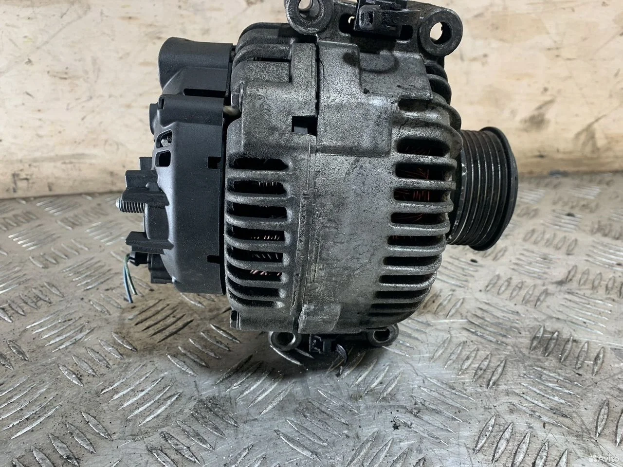Генератор 06e903016e ауди a4 a6 3.2 auk