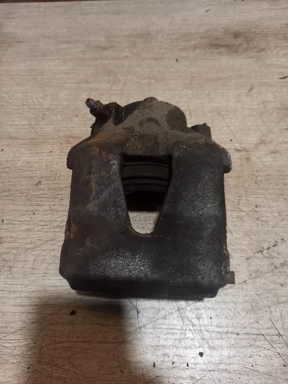 Суппорт тормозной передний правый Skoda Octavia II рестайлинг (2008—2013) 2012 3U/F8K