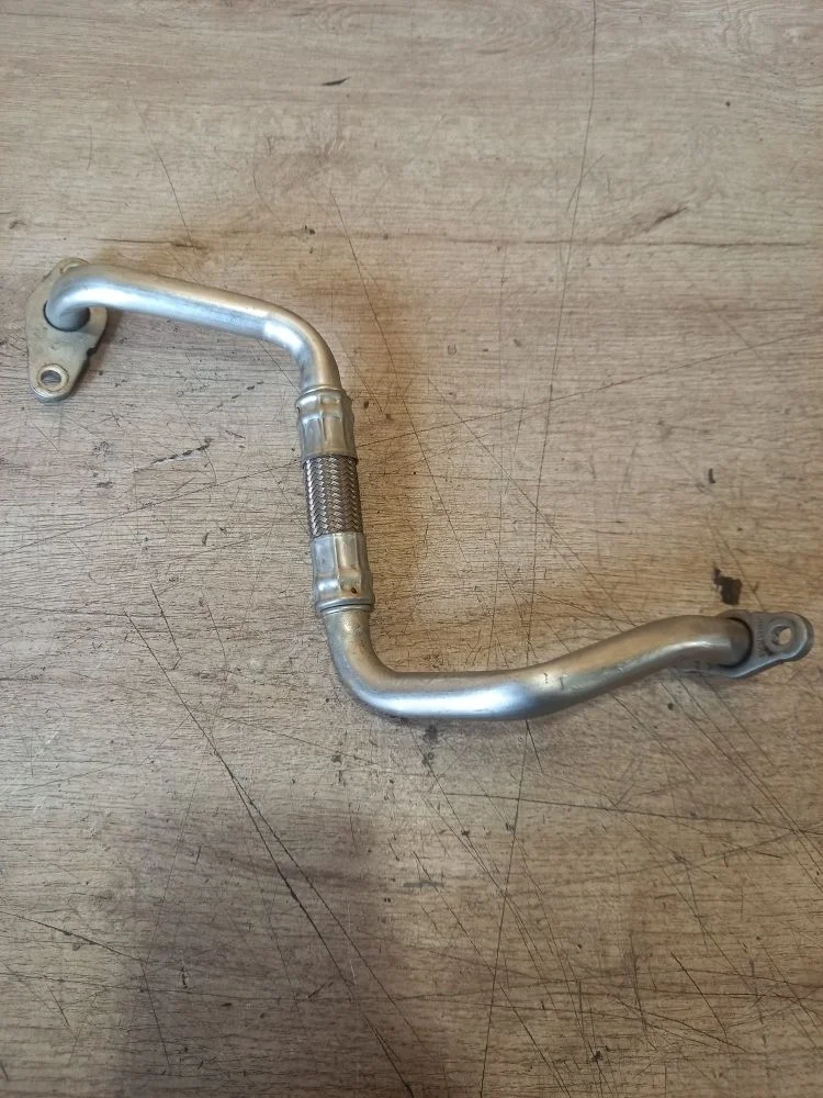 Трубка турбокомпрессора (турбины) Skoda Octavia II рестайлинг (2008—2013) 2012 8B/F7W