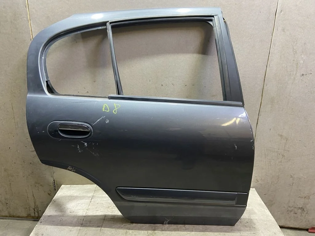 Дверь задняя правая Nissan Almera N16 Альмера Н16