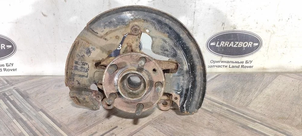 Кулак передний правый Land Rover Freelander 2.2