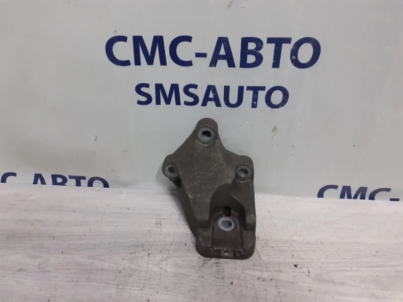 Кронштейн ДВС Volvo Xc90 8649262 ХС90 2.5, передний