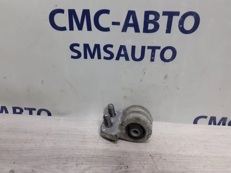 Опора АКПП Volvo Xc90 30680750 ХС90 2.5