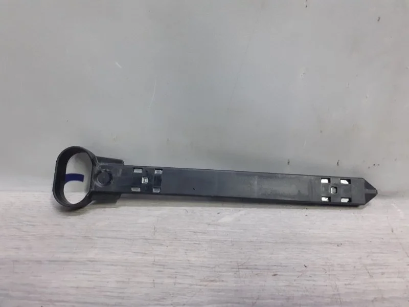 Кронштейн фары Volvo S60 31294521 S60