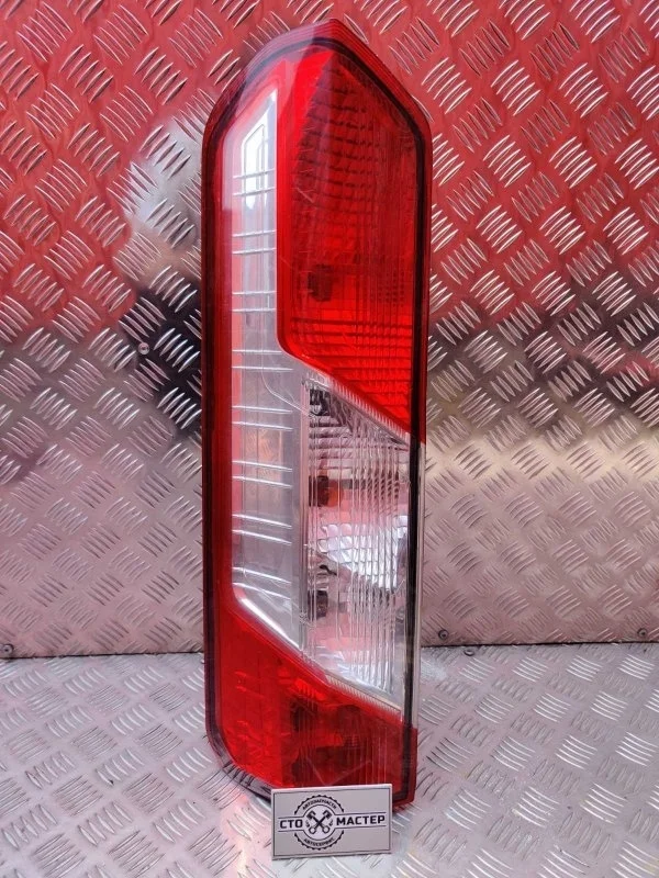 Фонарь задний левый Ford Transit 1855335 2.2