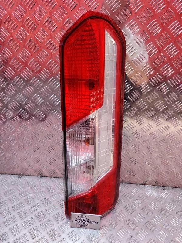 Фонарь задний правый Ford Transit 1855334 2.2