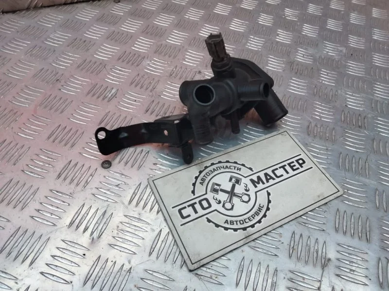 Корпус термостата Ford Transit