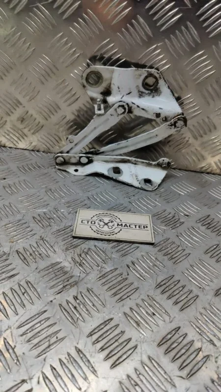 Петля капота левая Ford Transit