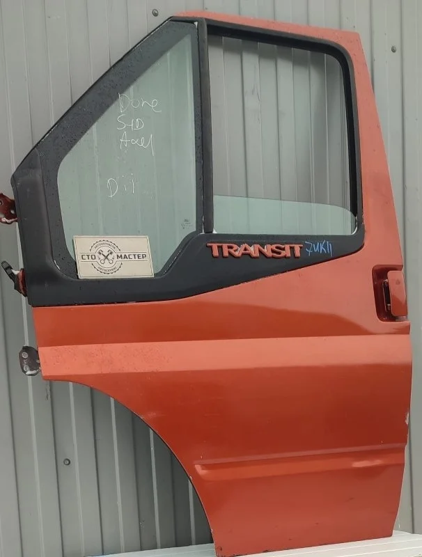 Дверь передняя левая Ford Transit