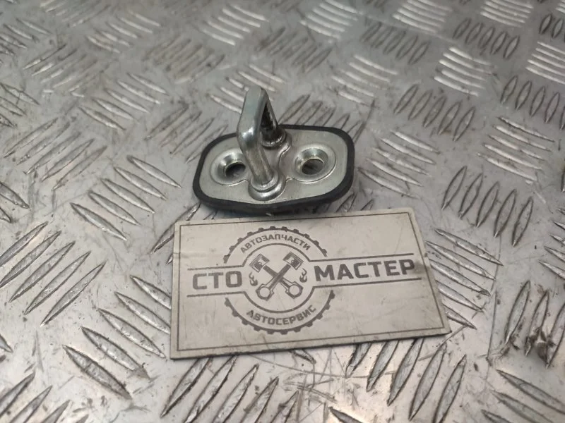 Ответная часть замка двери Peugeot Partner