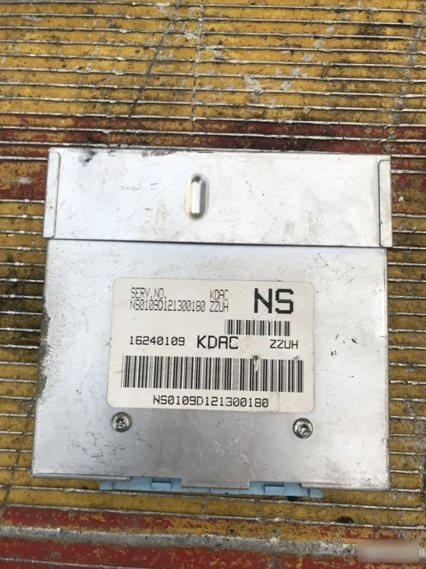 Блок управления двигателем Daewoo Nexia 16240109