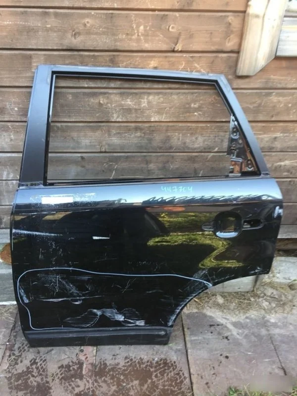 Дверь Kia Sorento 770032P010 XM, задняя левая