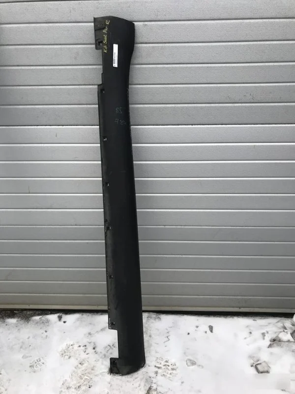 Накладка порога Kia Soul 87752B2000, правая