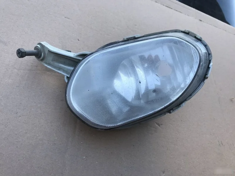 Фара противотуманная Kia Ceed 92202A2000, правая