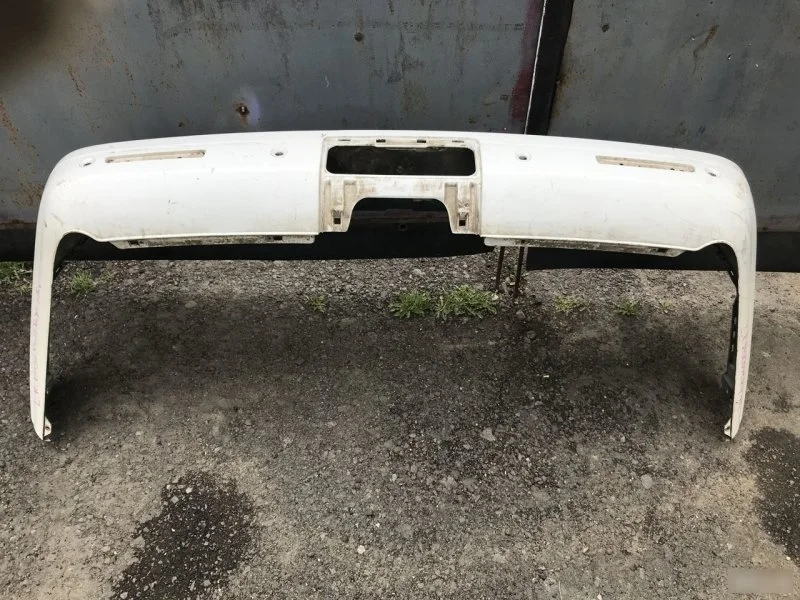Бампер Land Rover Discovery 4 LR015463, задний