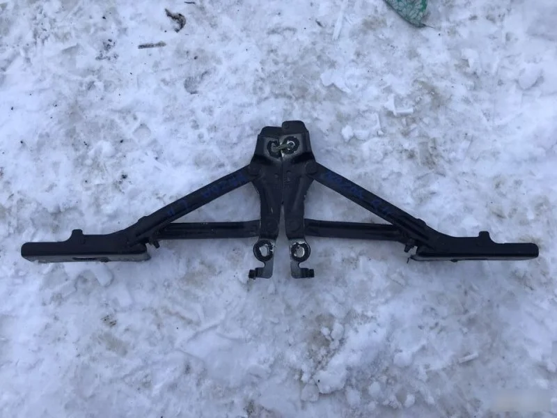 Петля крышки багажника Mazda 6 GS1D52710B GH