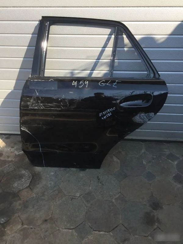Дверь Mercedes-Benz M-Class 1667300105 W166, задняя левая