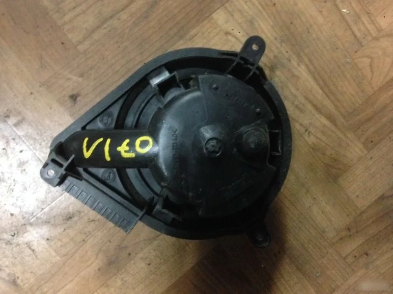 Моторчик печки Mercedes-Benz Vito A0028301508 W638