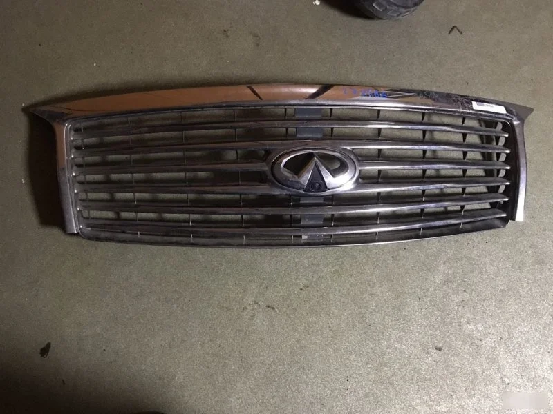 Решетка радиатора Infiniti Qx80 623101LA0A