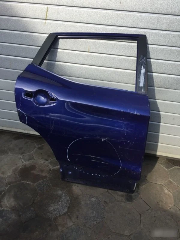 Дверь Nissan Qashqai H21004EAMA J11, задняя правая