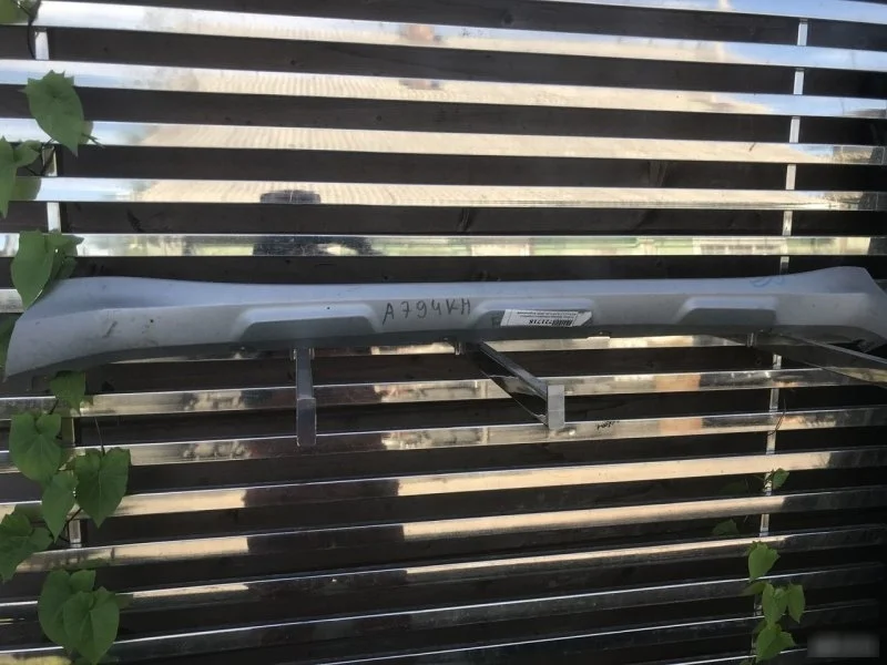 Накладка бампера Renault Kaptur 620720385R, передняя