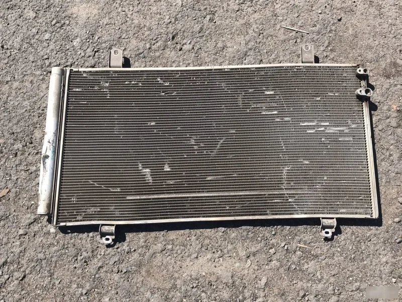 Радиатор кондиционера Toyota Camry 8846033140