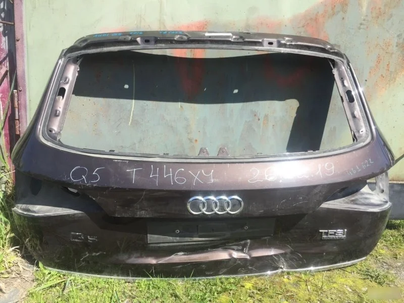 Дверь багажника Audi Q5 8R0827023C 8R
