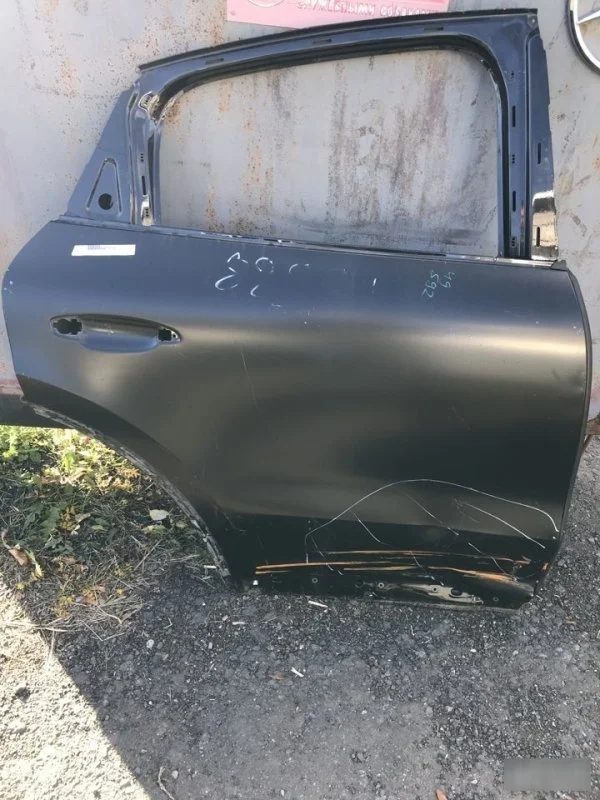 Дверь Porsche Cayenne 95883305200GRV, задняя правая