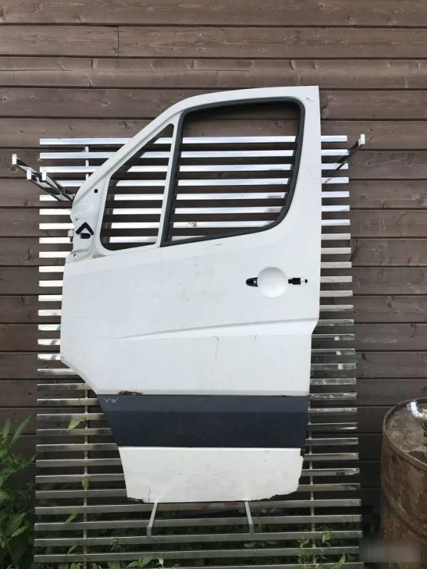 Дверь Volkswagen Crafter 9067200005, передняя левая