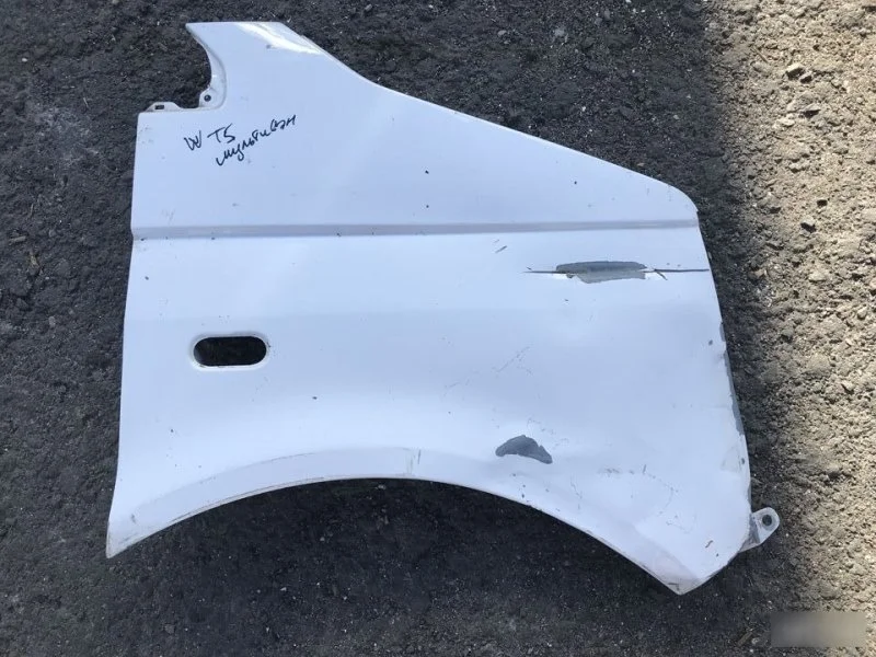 Крыло Volkswagen Transporter 7H0821102E T5, переднее правое