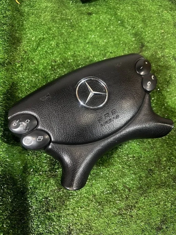 Подушка безопасности в руль Mercedes Benz E-Class
