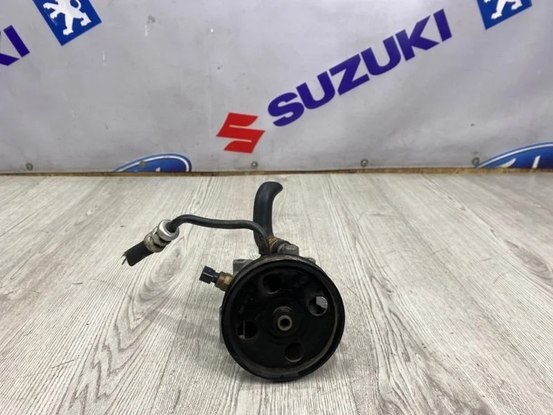 Насос гидроусилителя руля FORD FOCUS 2 2007г