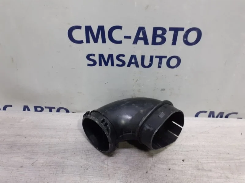 Воздухозаборник Volvo V40 Cross Country 30677340 V40 CROSS COUNTRY