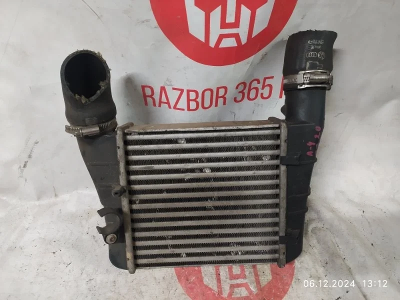 Интеркулер Audi A4 2006 8ED