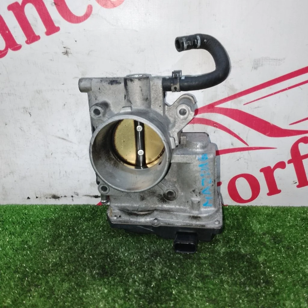 Дроссельная заслонка Mazda 6 L3R413640 GH 1.8 L8