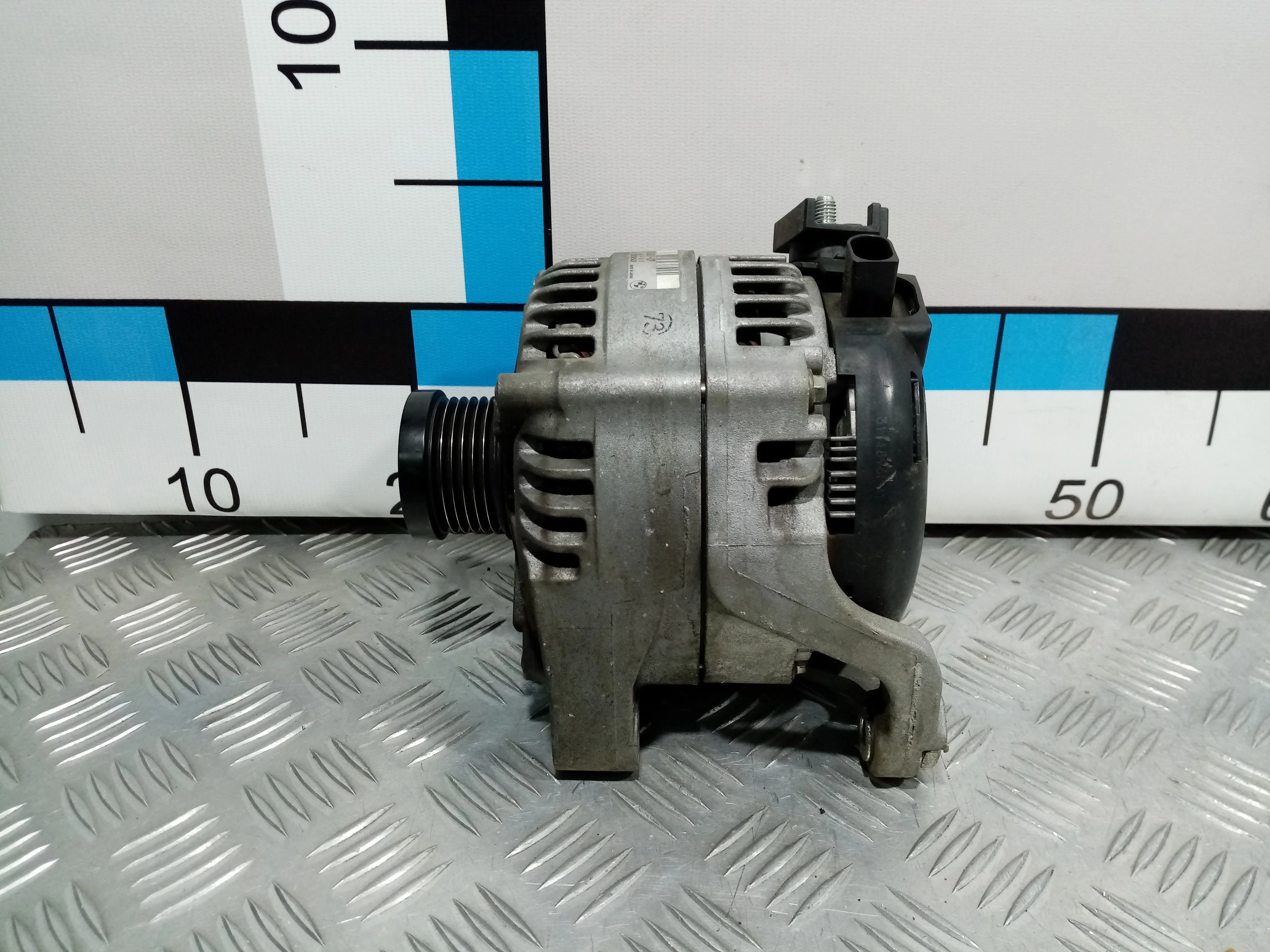 [Б/У] * Генератор (210A) BMW F10/F11 [Код: 00372476 ]