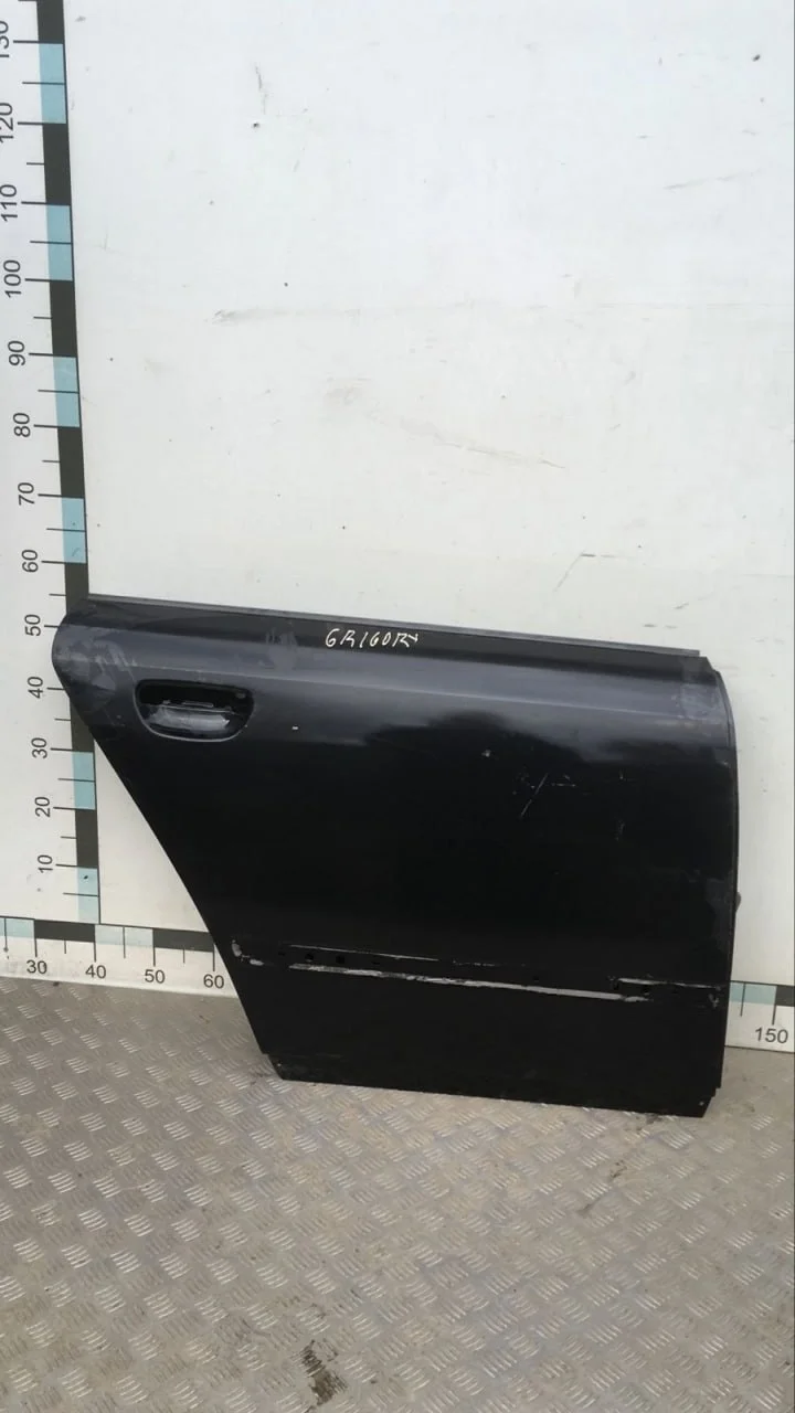 [Б/У] Дверь задняя правая Audi A4 (B6) 2000-2004 [Код: 00533130 ]