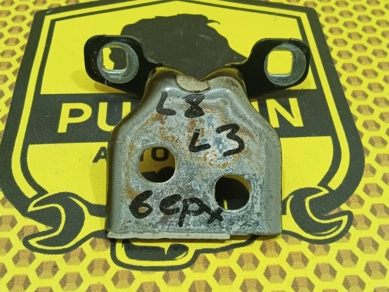 Петля двери задняя левая Renault Logan L8 K7M 812
