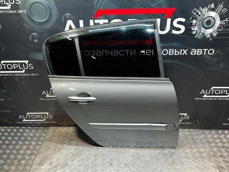 Дверь Renault Megane 2005 7751475037 СЕДАН K4MW761, задняя правая