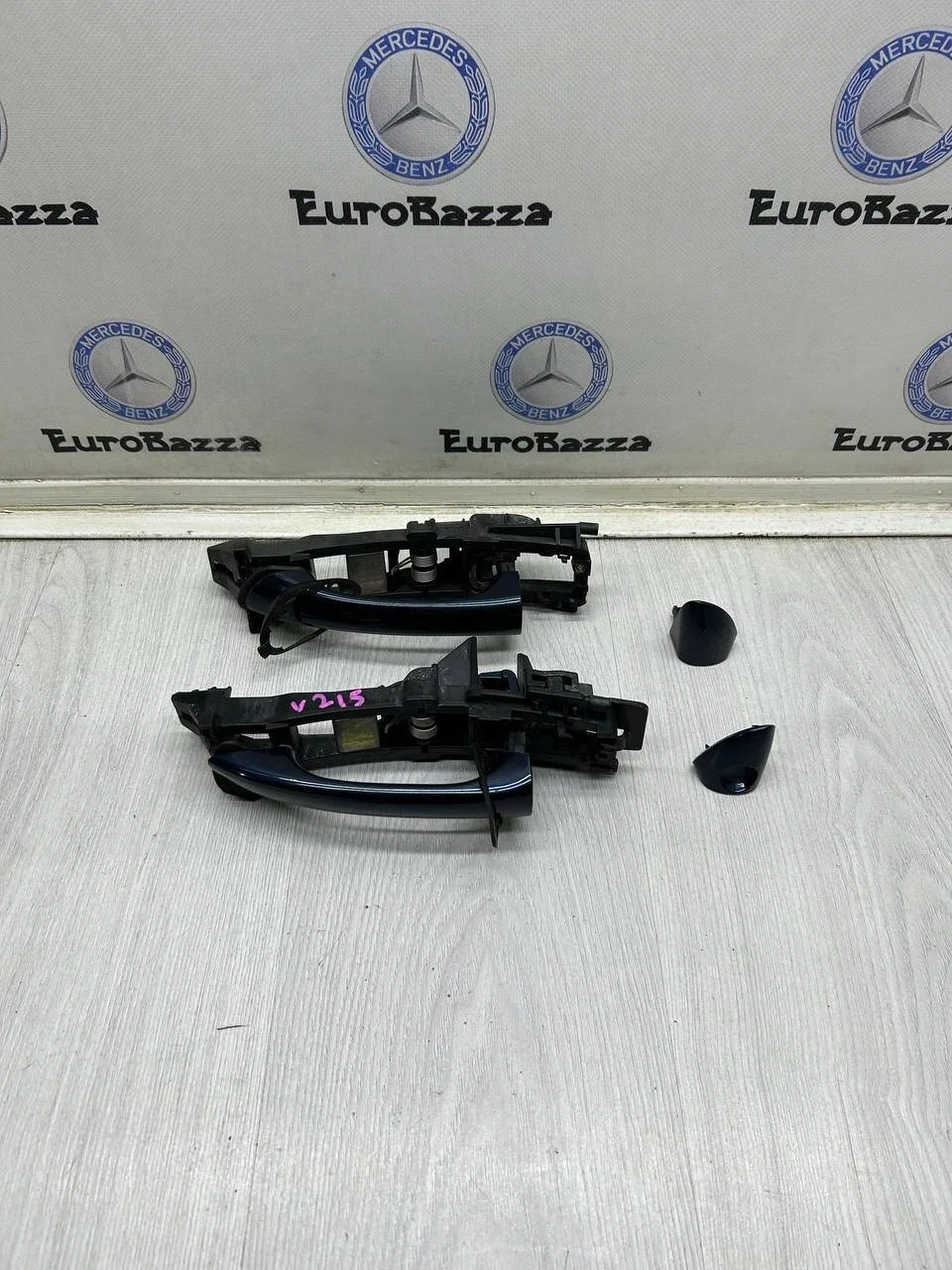 Ручки двери Mercedes R171