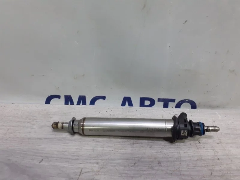 Форсунка топливная Mercedes-Benz E-Class A2780700687 W212