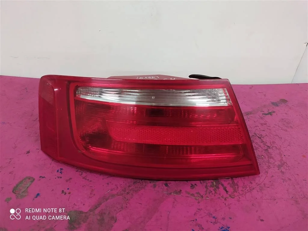 Фонарь задний левый Audi A5 2008-2012 8T8945095
