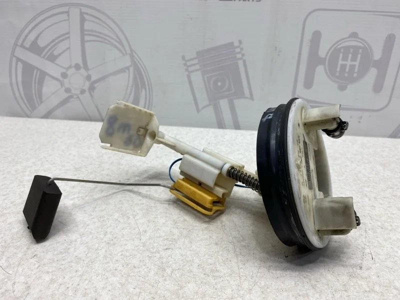 Датчик уровня топлива Mercedes-benz 2005 W203