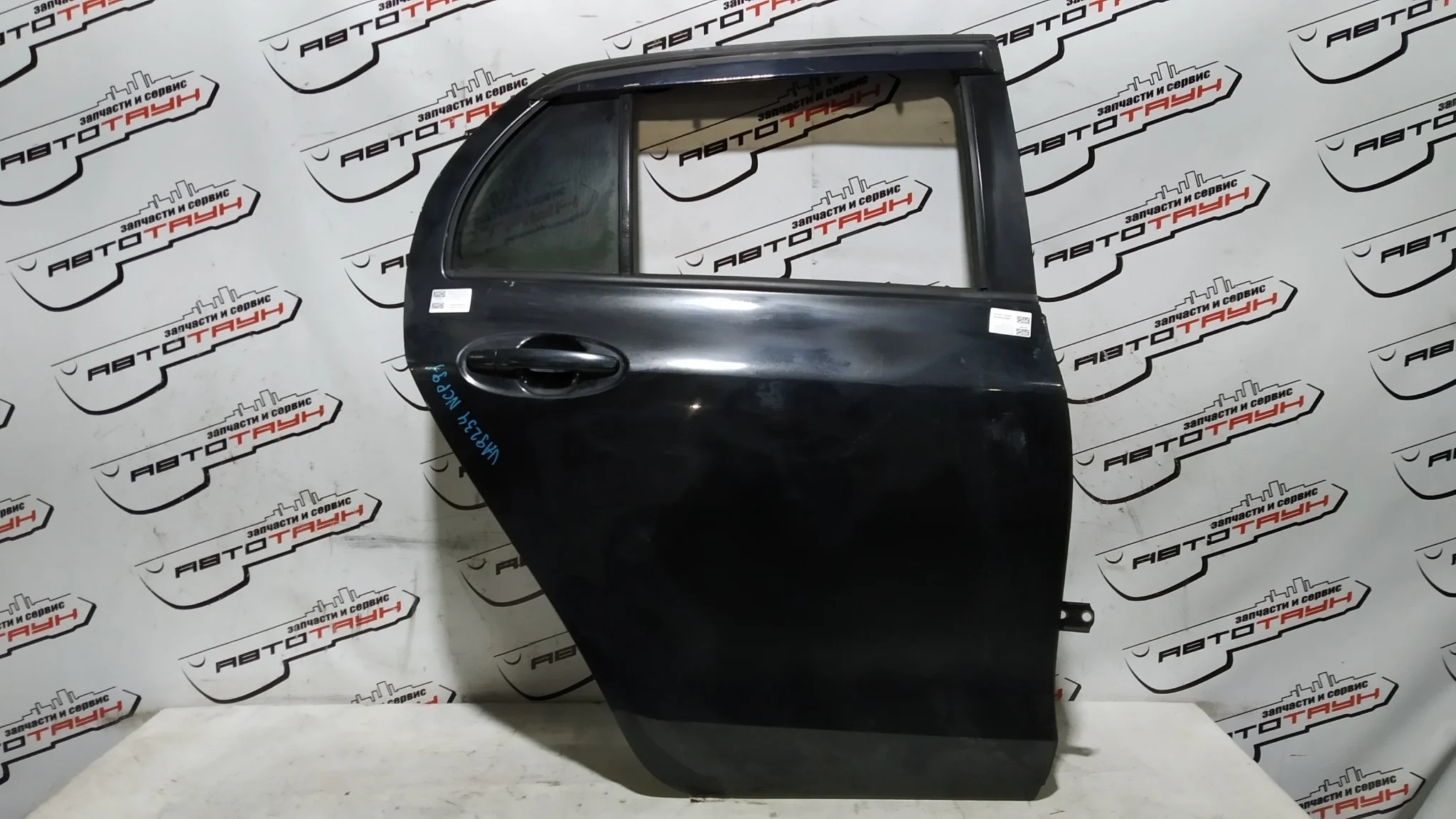 ДВЕРЬ TOYOTA VITZ YARIS KSP90 NCP90 NCP91 NCP95 NLP90 NSP90 SCP90 ZSP90 6700352302 ЗАДНЯЯ ПРАВАЯ черный, 209 VA9234