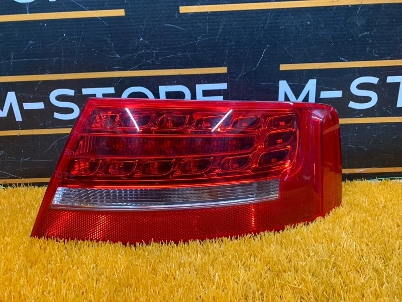 Фонарь задний Audi A5 2011 8T