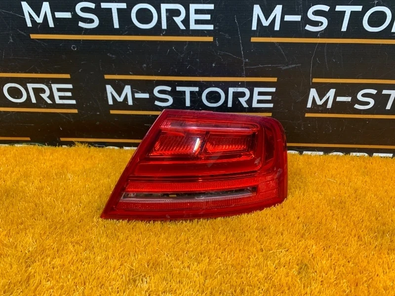 Фонарь задний Audi A8 2011 D4/4H