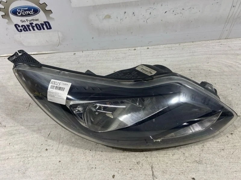 Фара правая Ford Focus 3 (11-14) ХЭТЧБЭК 1.6L