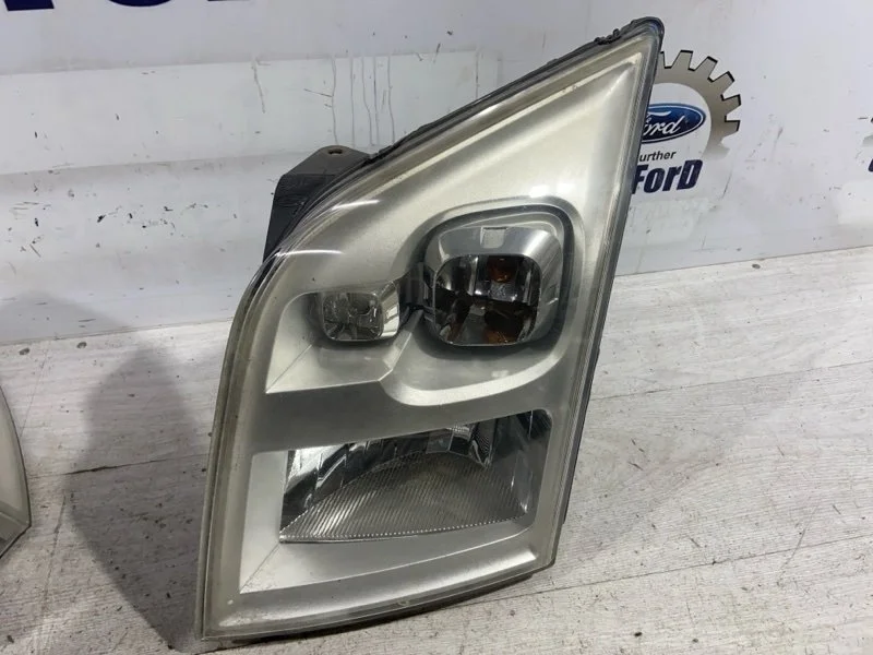 Фара левая Ford Transit (06-14) 2.4L TDCI/JXFA